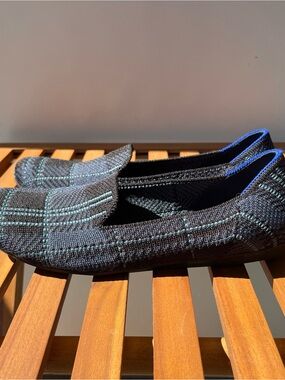 Rothy's The Loafer Womens 7 Navy Plaid Retired Sustainable Flats Dark Academia